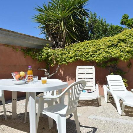 Sainte-Maxime : Studio 2 Pers Refait A Neuf Avec Clim, Jardin Et Parking - Fr-1-226-299 Ngoại thất bức ảnh